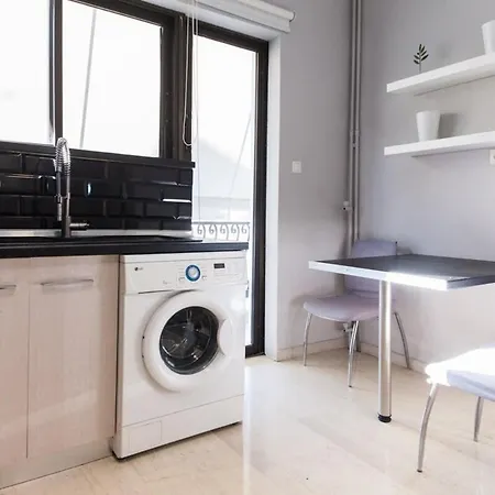 Modern Luxury 2 Bedroom Apt In Agios Dimitrios Athens