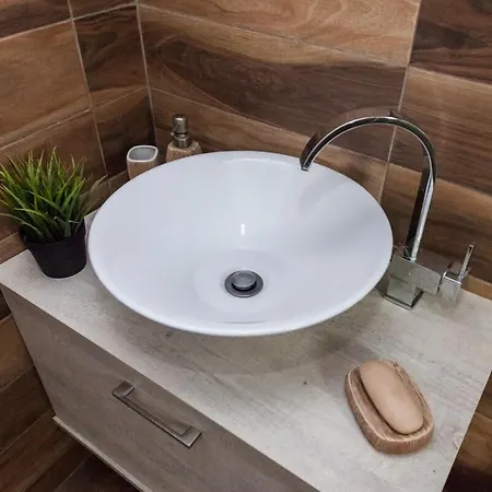 Modern Luxury 2 Bedroom Apt In Agios Dimitrios Athens