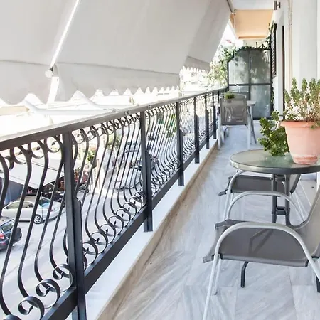 Apartament Modern Luxury 2 Bedroom Apt In Agios Dimitrios